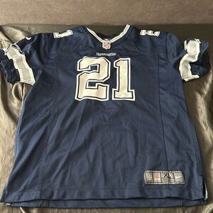 NFL #21 Elliott Cowboys jersey. XL